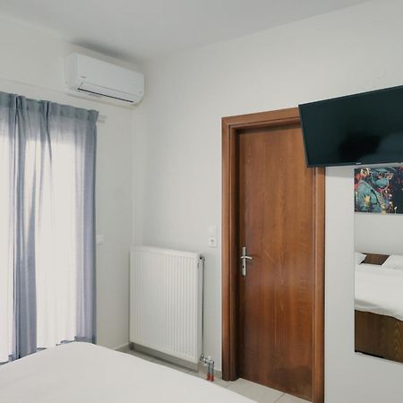 O Fotis Studios & Apartments Ioannina Eksteriør billede