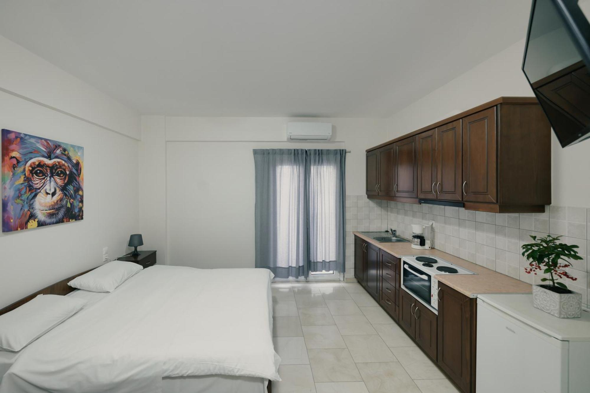 O Fotis Studios & Apartments Ioannina Eksteriør billede