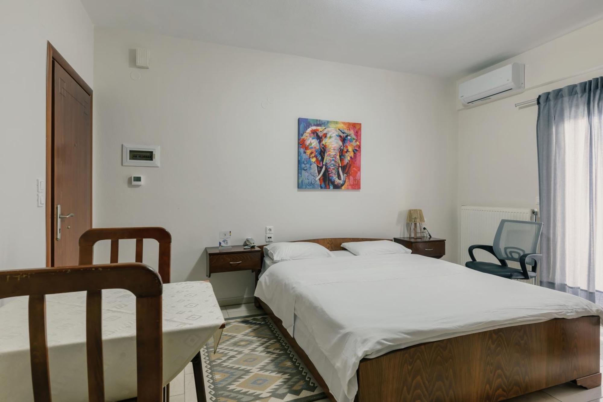 O Fotis Studios & Apartments Ioannina Eksteriør billede
